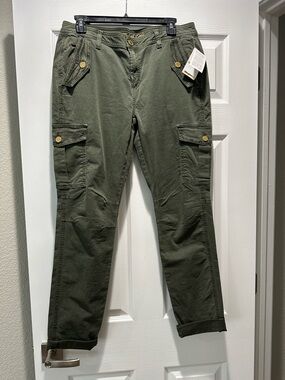 NWT Michael Kors Olive Cargo Pants with Gold Logo